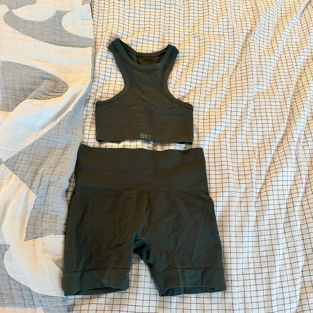 SET Active Dark Green Sports Set
